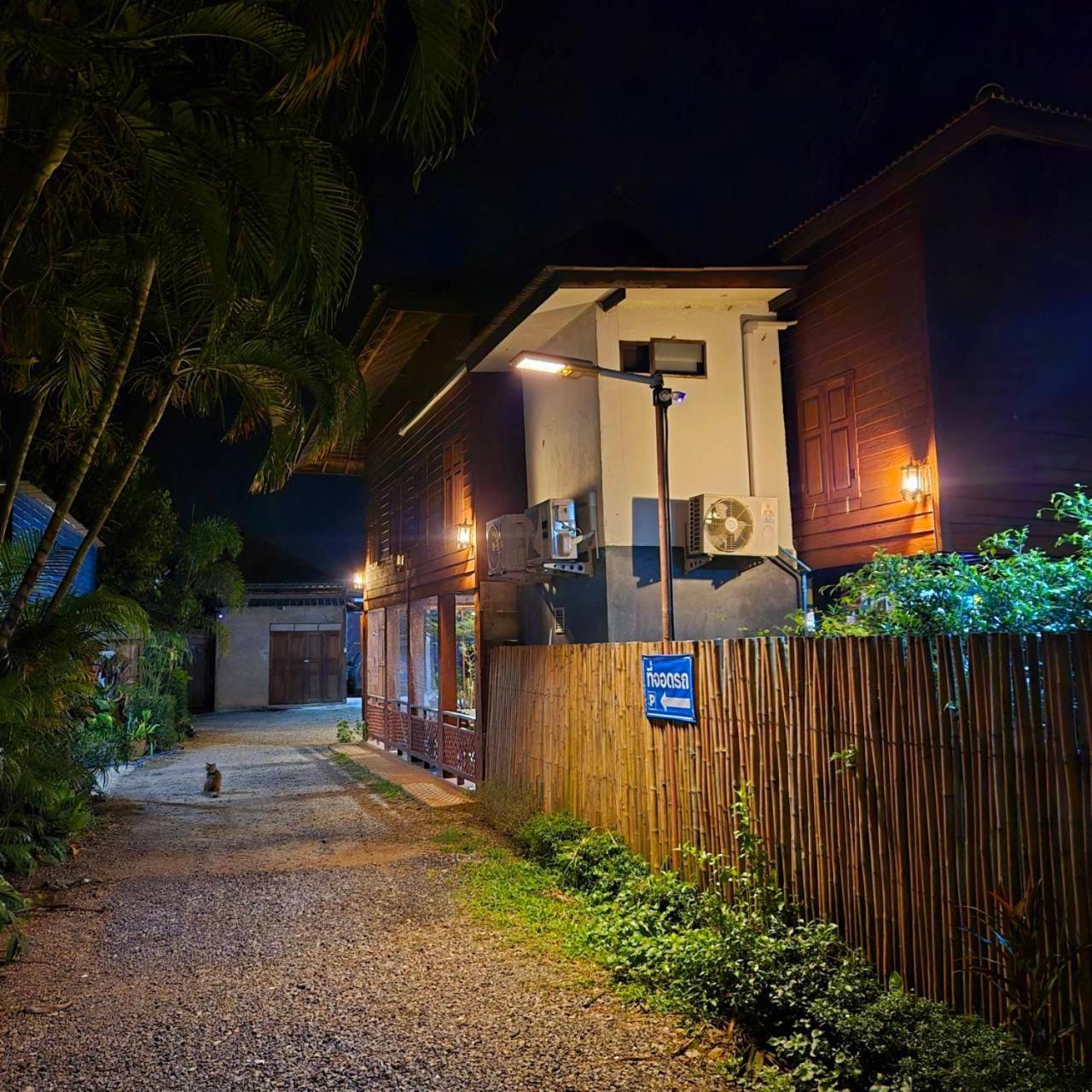 Kedthawa Homestay เฮือนเก็ดถะหวา Ban Cho Lae Zewnętrze zdjęcie